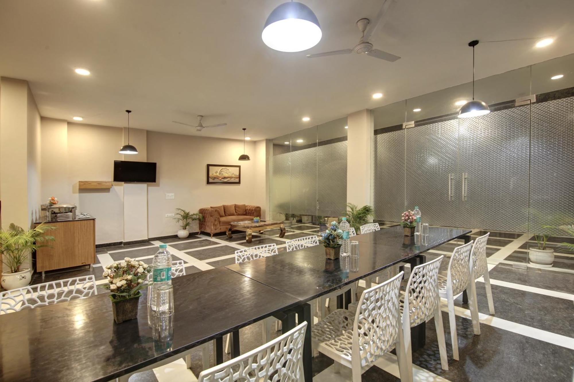 Limewood Stay - Fortis Hospital Gurgaon Extérieur photo