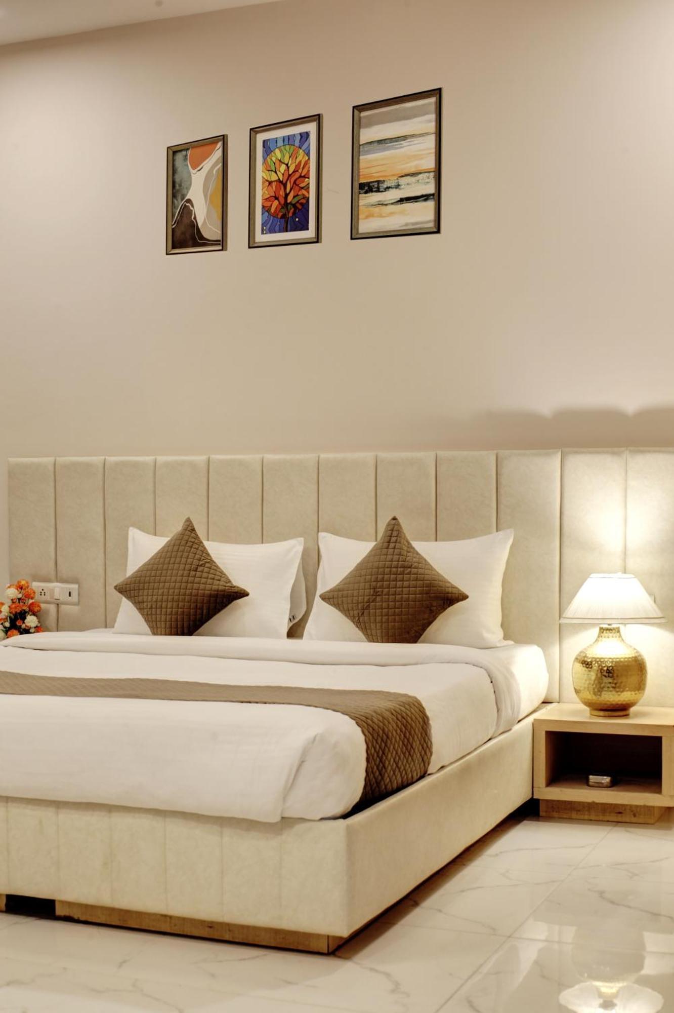 Limewood Stay - Fortis Hospital Gurgaon Extérieur photo