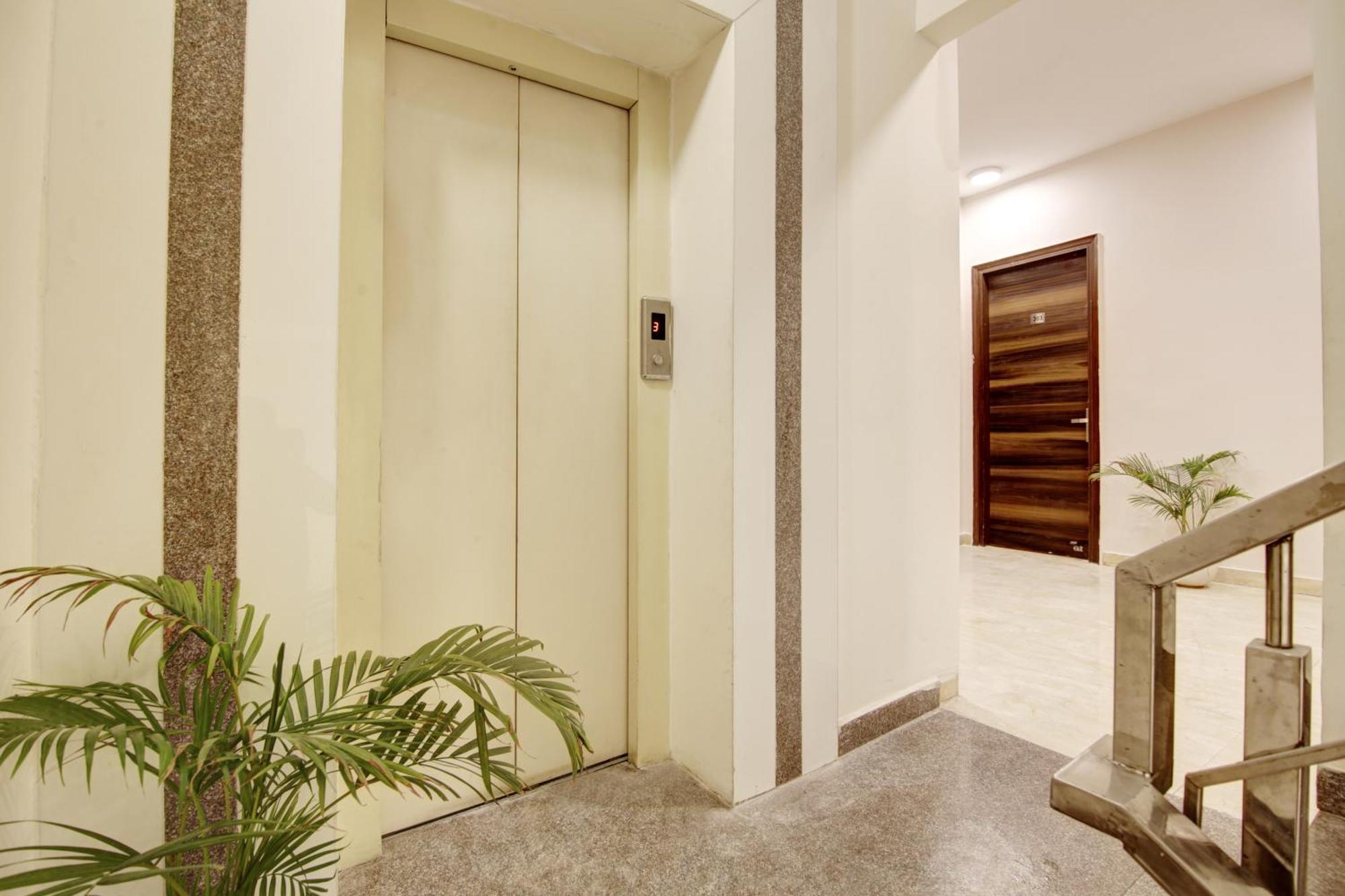 Limewood Stay - Fortis Hospital Gurgaon Extérieur photo
