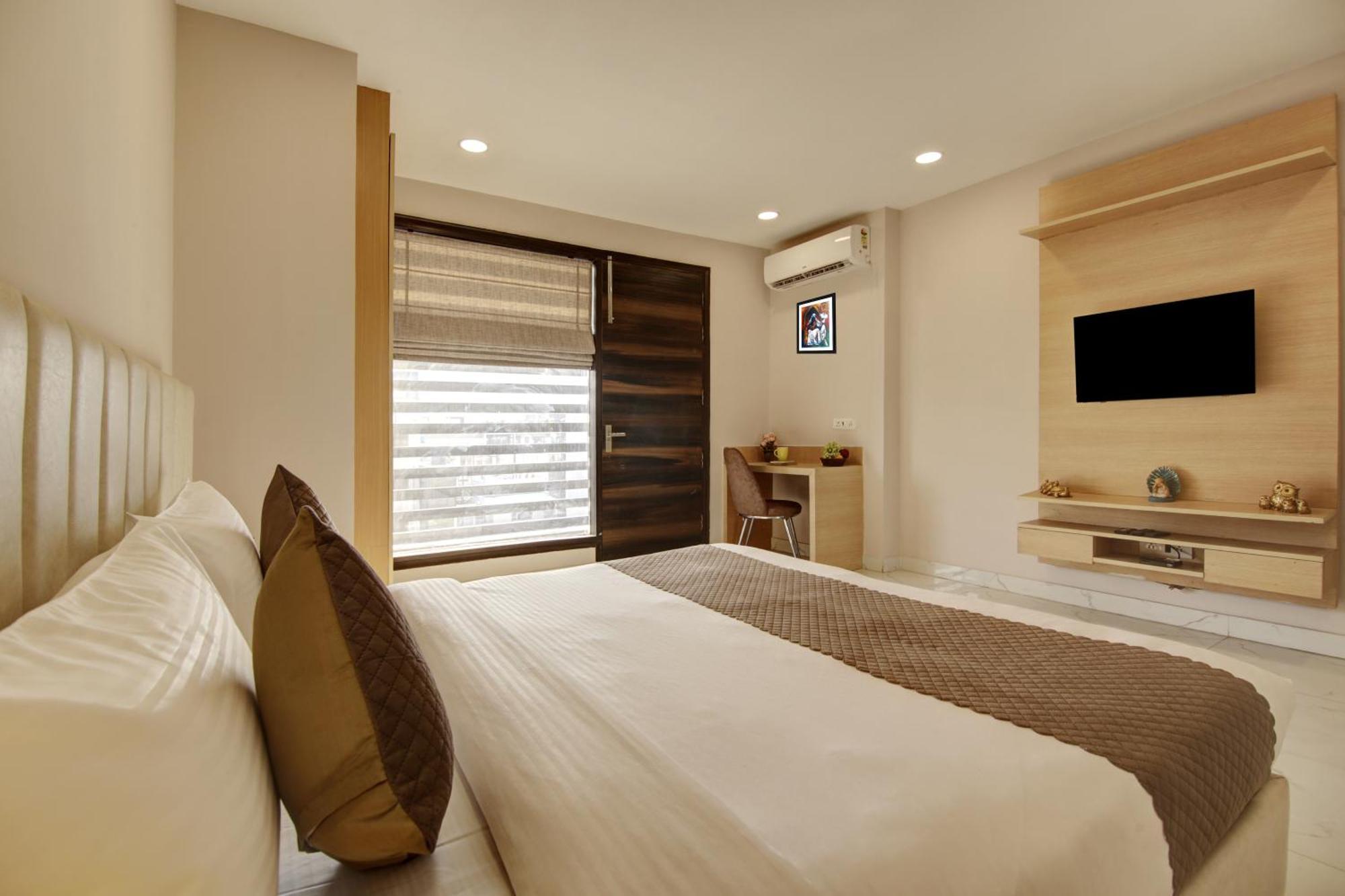 Limewood Stay - Fortis Hospital Gurgaon Extérieur photo