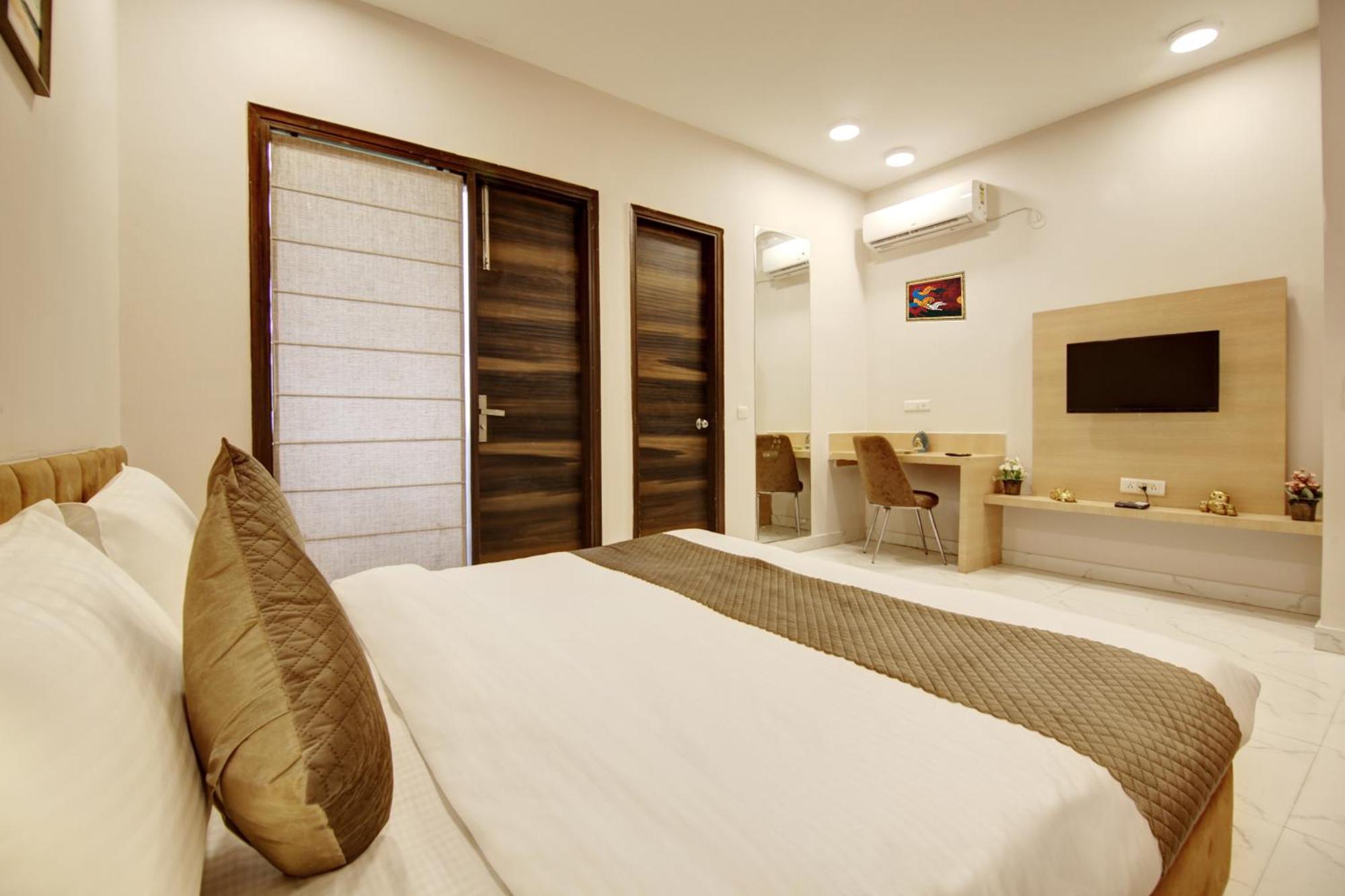 Limewood Stay - Fortis Hospital Gurgaon Extérieur photo